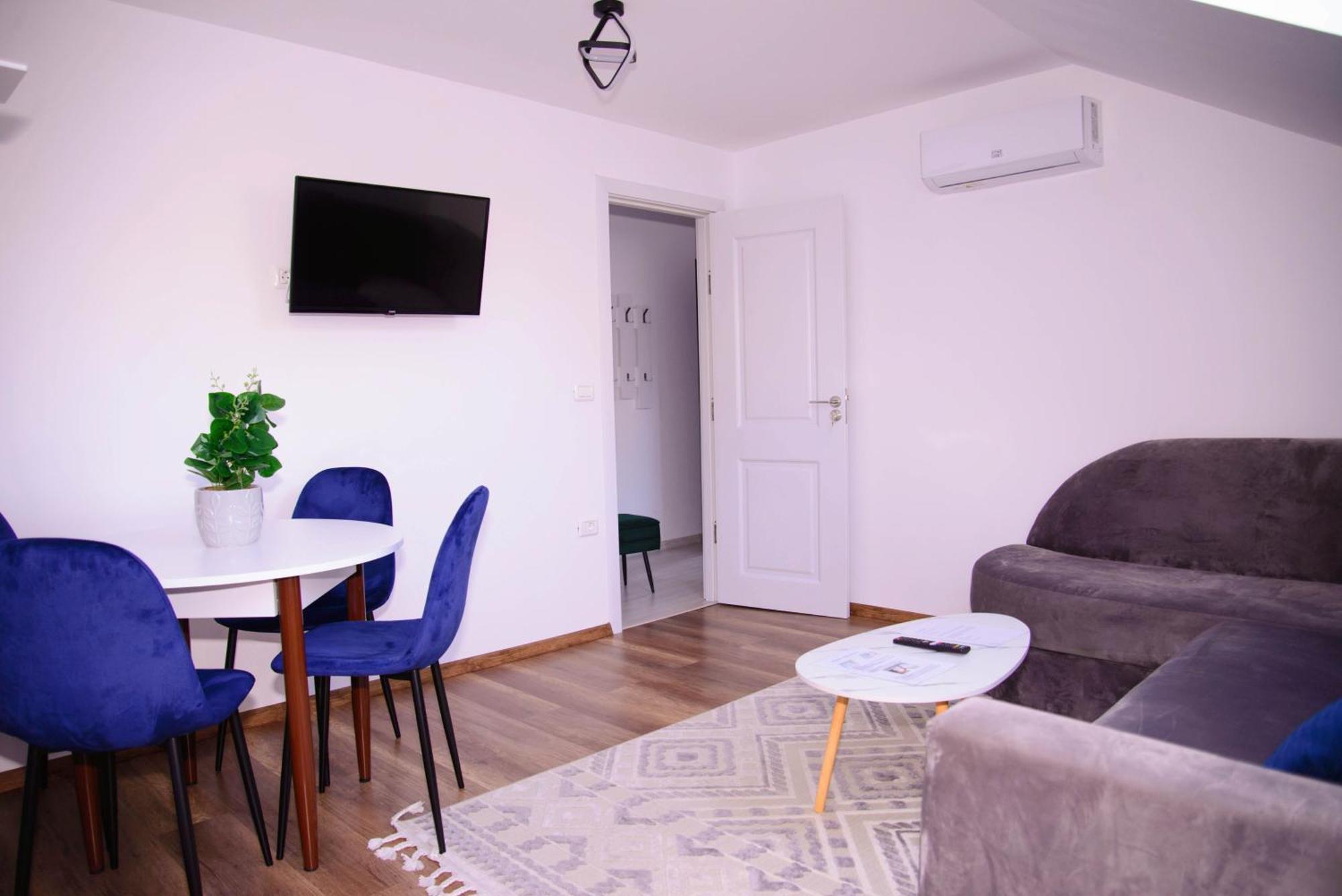 Lisia Residence #2 Piatra Neamţ Extérieur photo